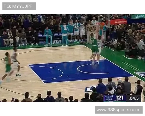 老里直言球队传球失误严重只靠一次传球就投篮难以取胜